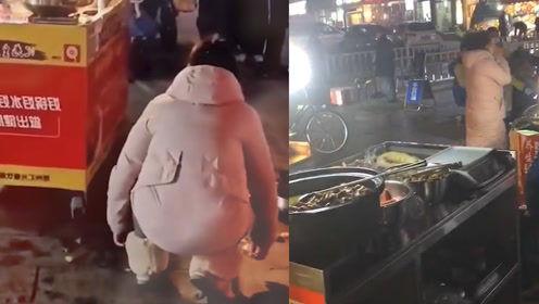 女子爆料摆摊事件视频,揭露城市底层生活困境 第3张 女子爆料摆摊事件视频,揭露城市底层生活困境 第3张